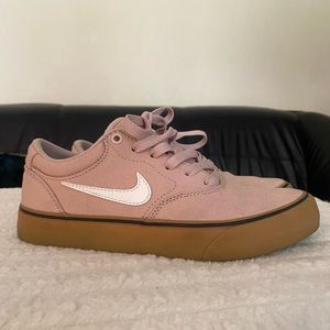 NIKE SB Women’s Size 6.5